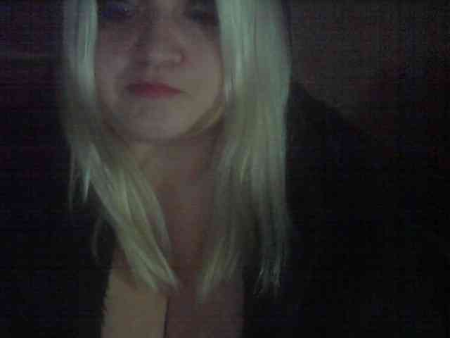 KrystaAhlMagic webcam