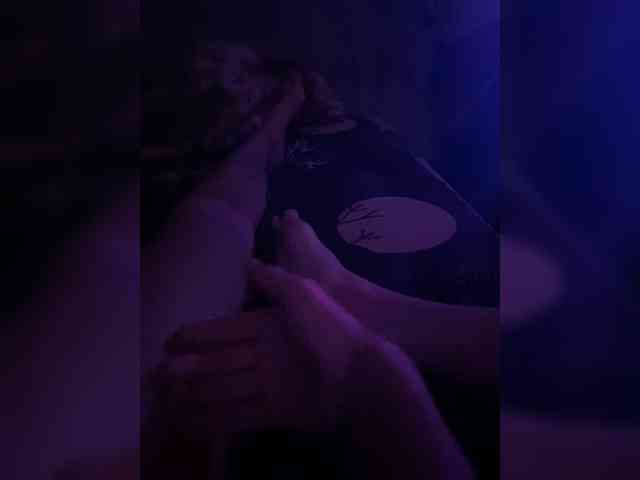 KrystaAhlMagic webcam