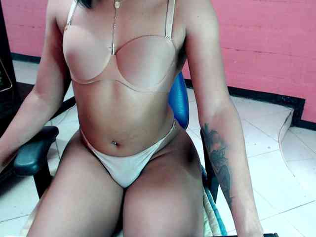 Cock-Beautiful Live Webcam on BongaCams