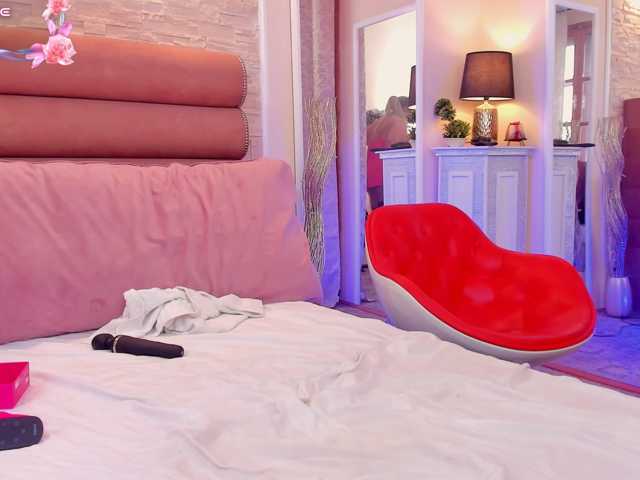 ArianaCroft live cam on BongaCams