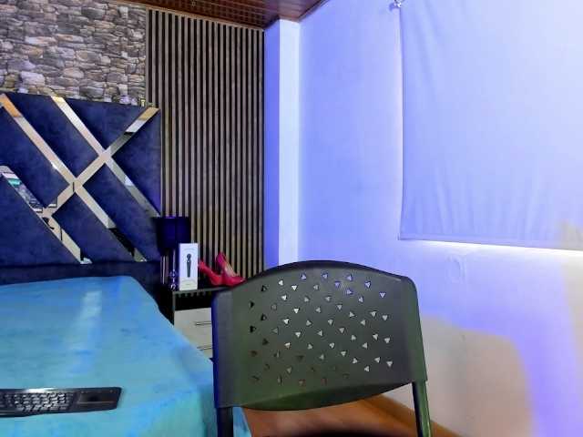 Nathaliazamu live cam on BongaCams