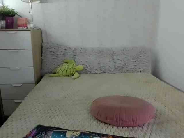 ChristyHearth webcam