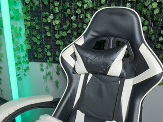Eva_Kit Porn Show