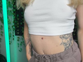 Eva_Kit Porn Show