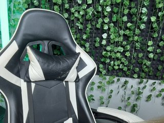 Eva_Kit Porn Show