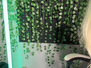 Eva_Kit Porn Show
