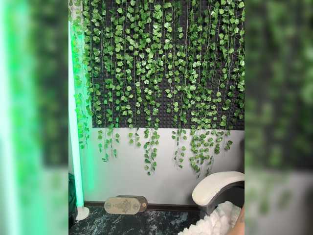 Korol-Eva live cam on BongaCams