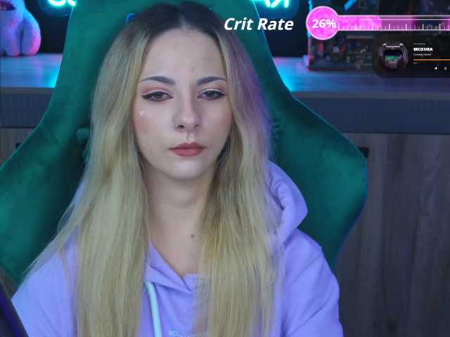 Korol-Eva, live now on BongaCams