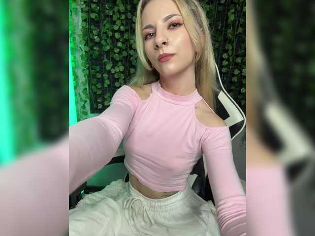 Live трансляция Eva_Kit - slutnetki.online