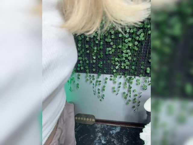 Korol-Eva live webcam show