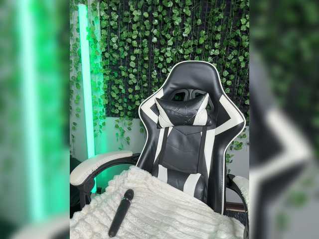 Eva_Kit live cam preview