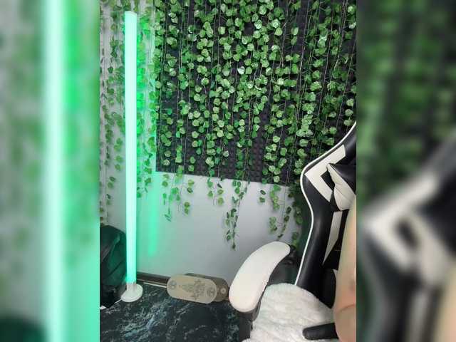Korol-Eva live cam on BongaCams
