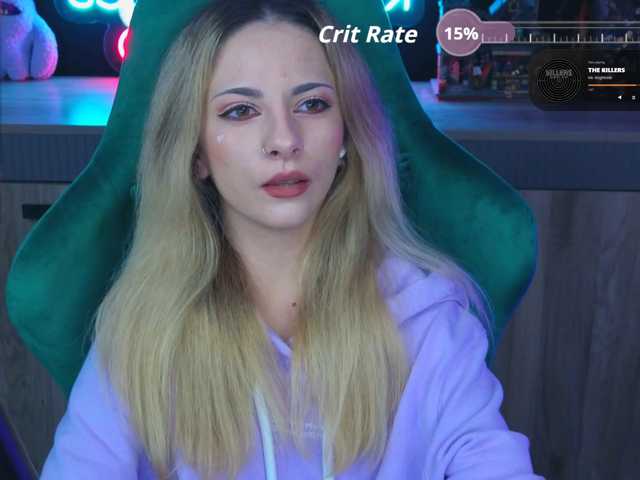 Korol-Eva, live now on BongaCams