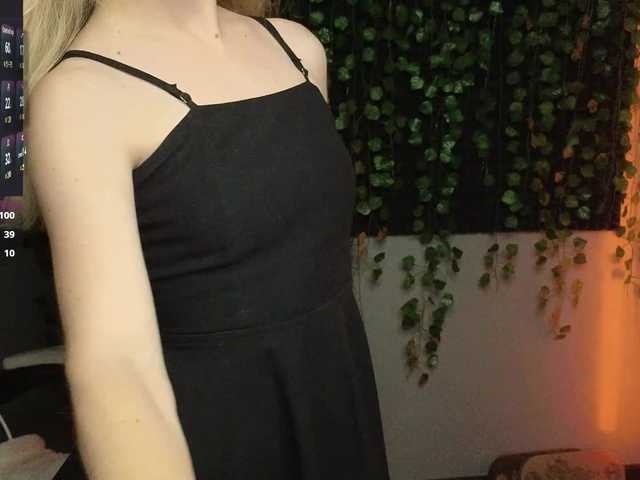 Eva_Kit — live female cam