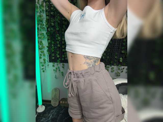 Korol-Eva live webcam show
