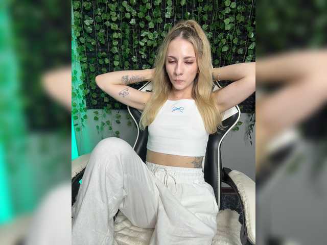 Live трансляция Eva_Kit - slutnetki.online