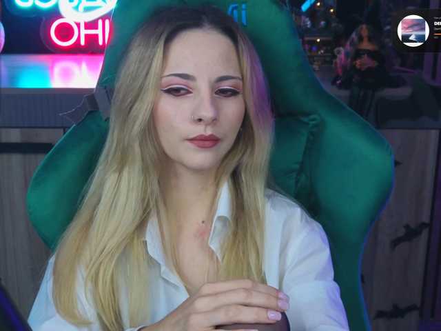 Korol-Eva live cam on BongaCams