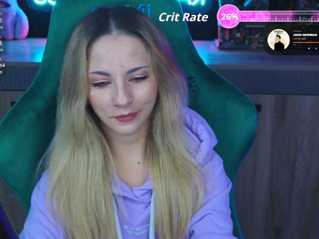 Korol-Eva, live now on BongaCams