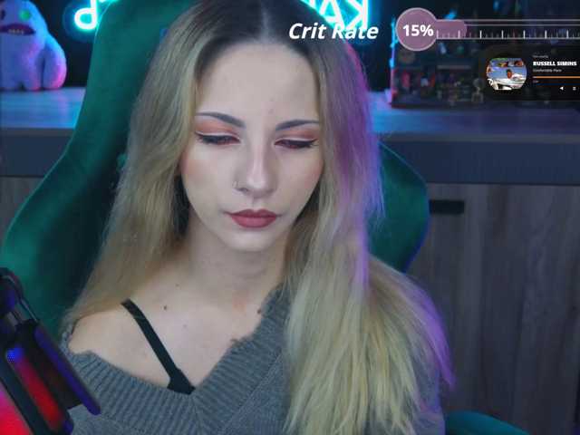 Korol-Eva, live now on BongaCams