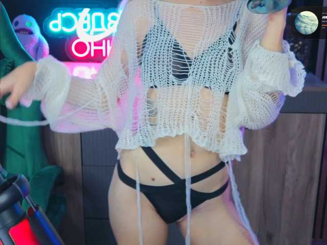 Korol-Eva live cam on BongaCams