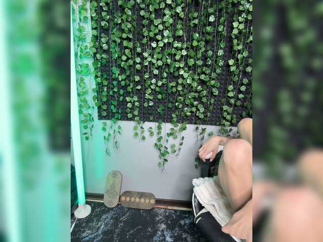 Korol-Eva live cam on BongaCams