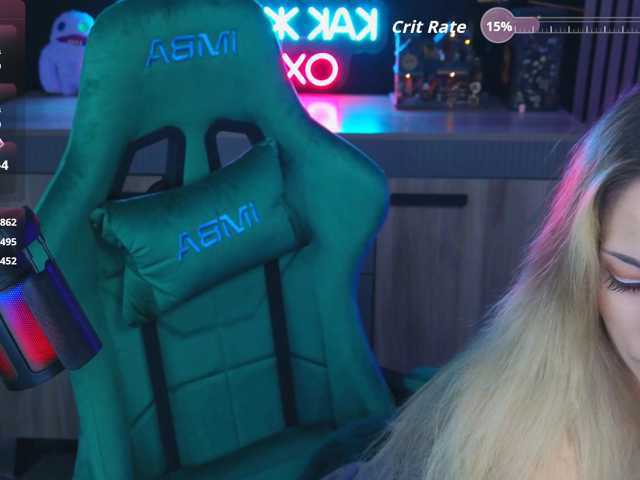 Korol-Eva live cam on BongaCams
