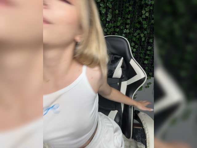 Eva_Kit live cam preview