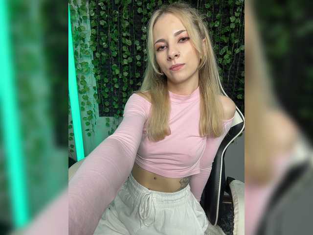 Korol-Eva live webcam show