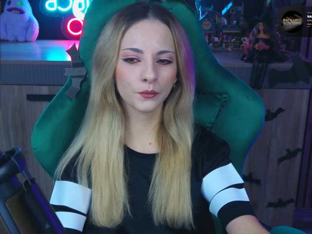 Korol-Eva live cam on BongaCams