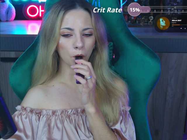Korol-Eva live cam on BongaCams
