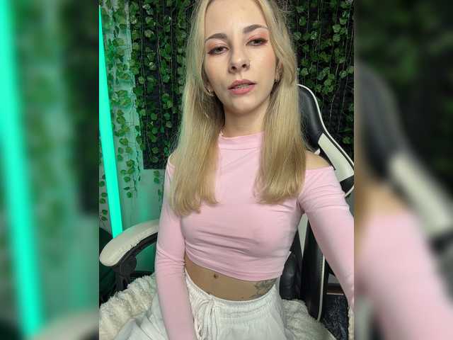 Korol-Eva live webcam show