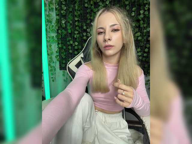 Eva_Kit live webcam show