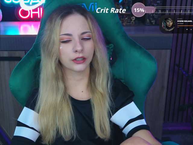 Korol-Eva, live now on BongaCams