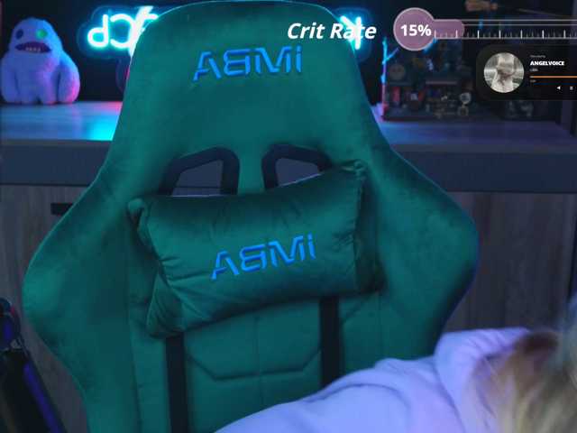 Korol-Eva, live now on BongaCams