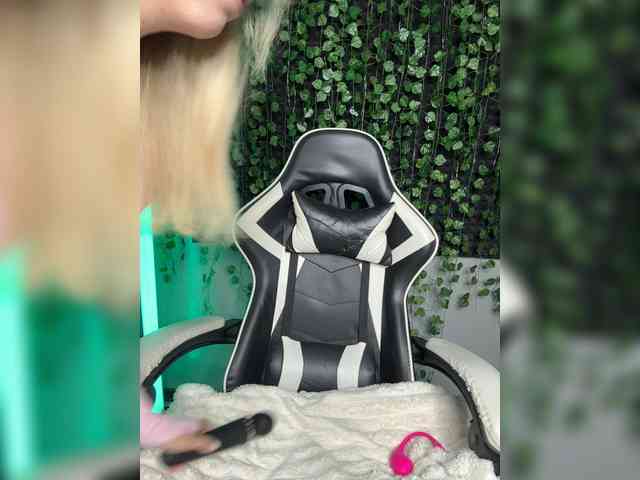 Eva_Kit webcam