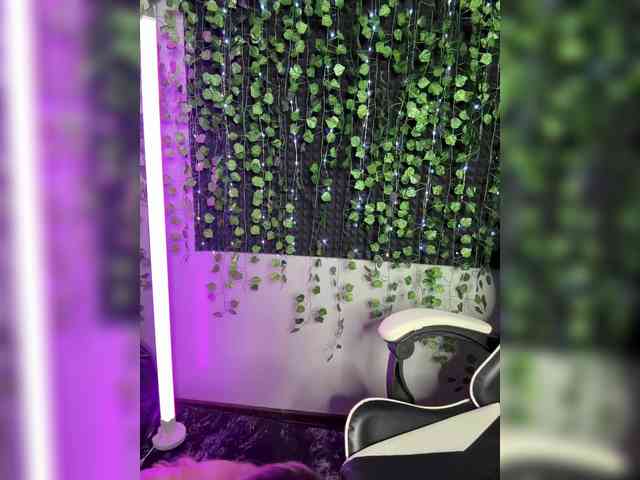 Korol-Eva Live Webcam on BongaCams