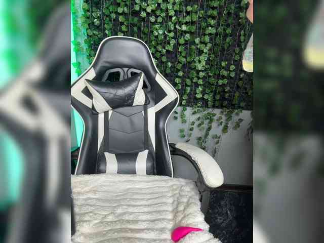 Eva_Kit webcam
