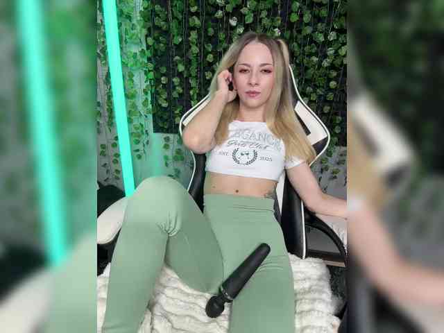 Korol-Eva Sex Cam Show