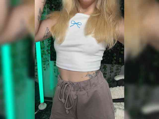 Korol-Eva Sex Cam Show