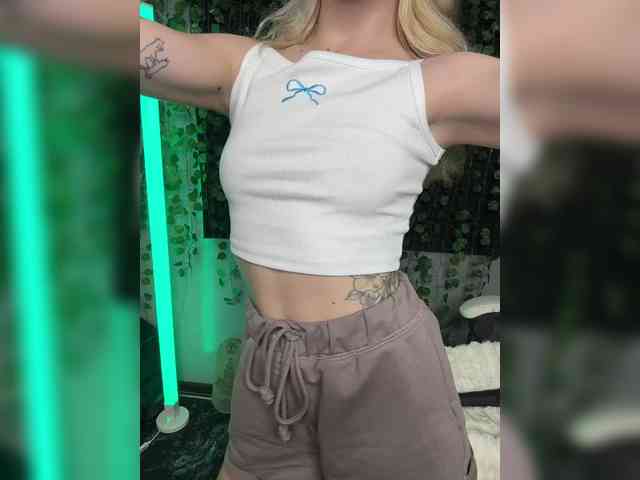 Korol-Eva Sex Cam Show