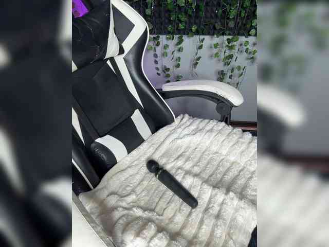 Eva_Kit webcam