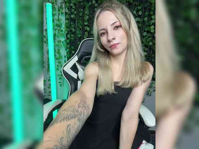 Korol-Eva Sex Cam Show