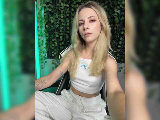 Eva_Kit webcam