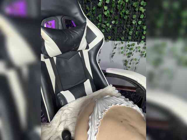Eva_Kit webcam