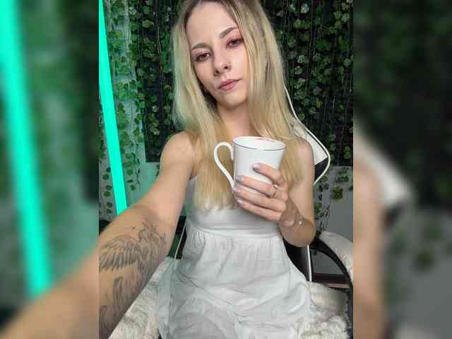 Korol-Eva Sex Cam Show