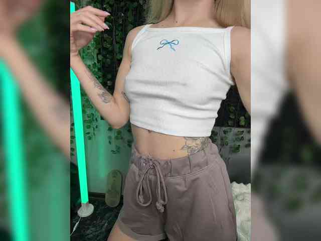 Korol-Eva Sex Cam Show