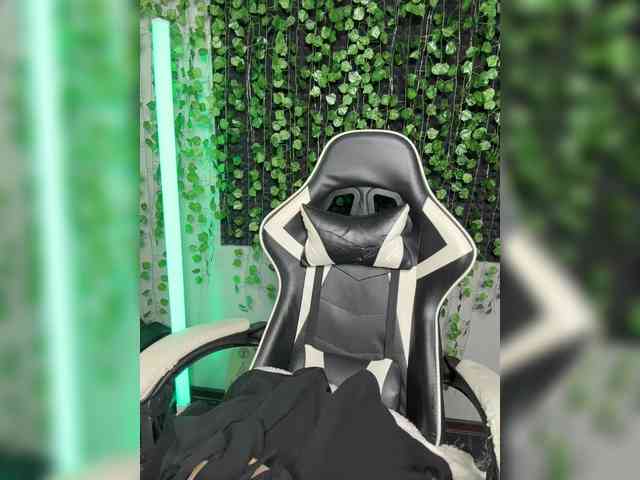Korol-Eva Sex Cam Show