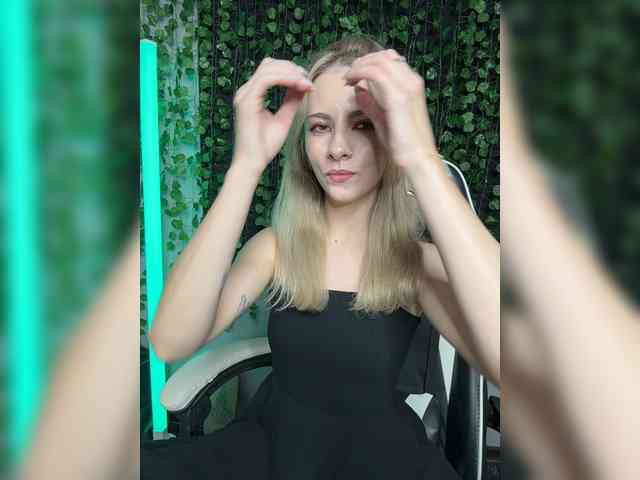 Korol-Eva Sex Cam Show