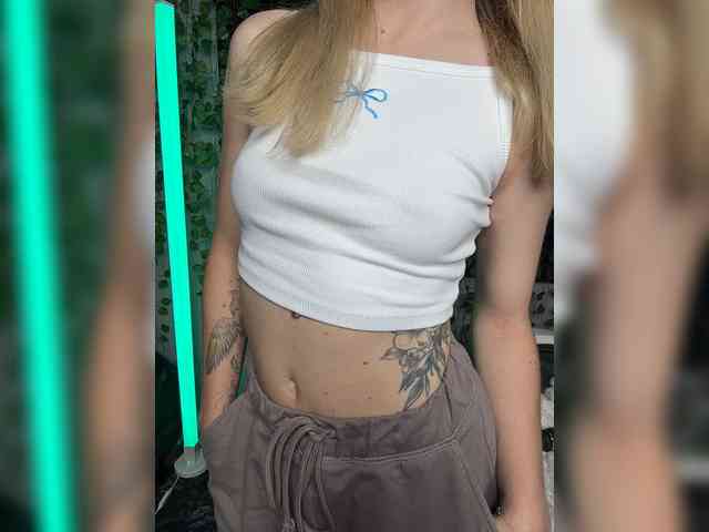 Eva_Kit webcam