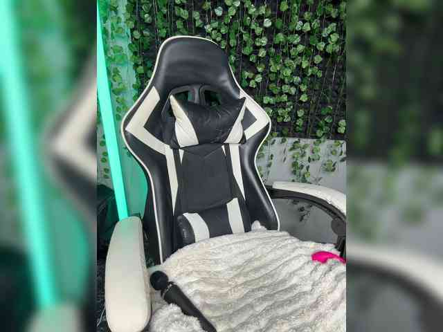 Eva_Kit webcam